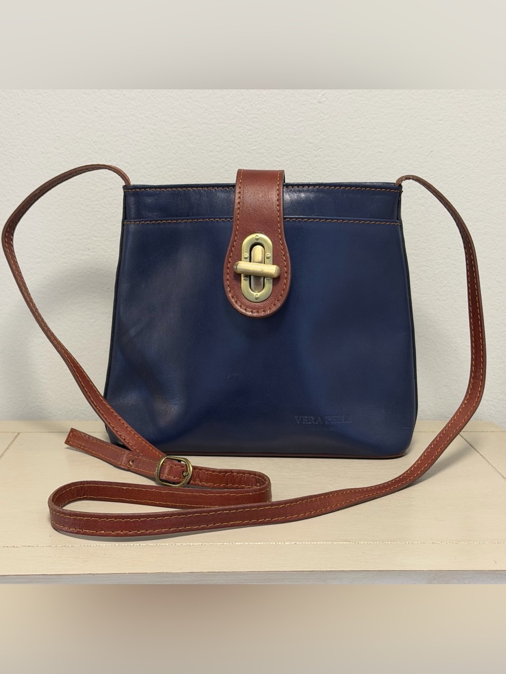 Vera Pelle Italian Leather Crossbody Bag Navy Blue Brown Trim Made in Italy Vtg